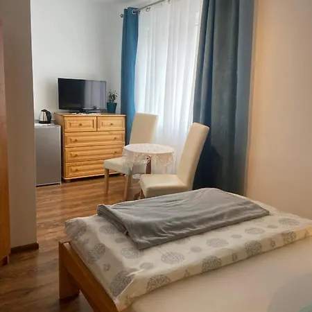 Szarotka ホームステイ