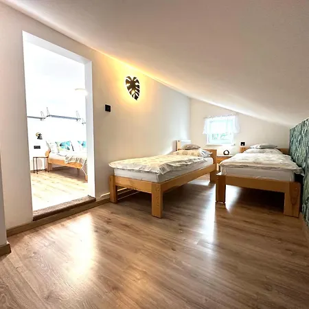 בית אירוח Szarotka